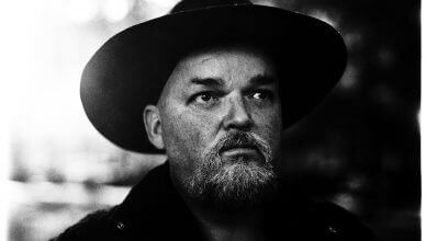 Alain Johannes releases “Free” from forthcoming album, Hum (July 31st, Ipecac Recordings)